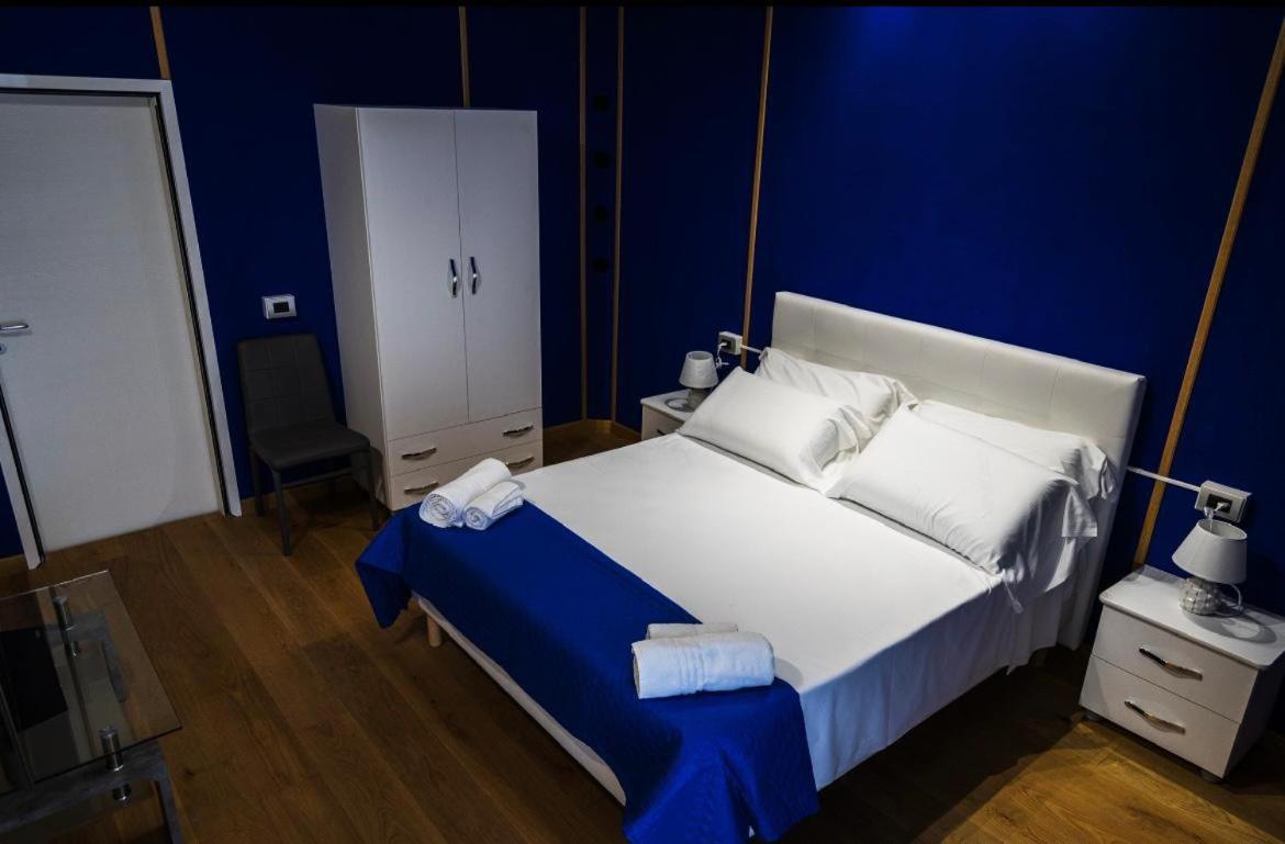 Legami House Hotel Nápoly Kültér fotó