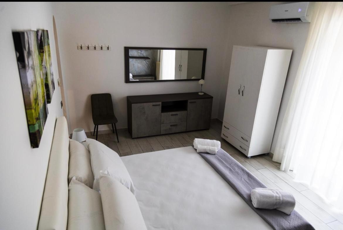 Legami House Hotel Nápoly Kültér fotó